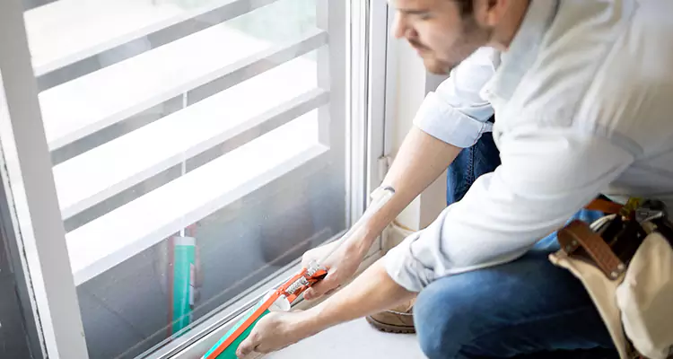 We fix All type of Sliding Door in University, FL