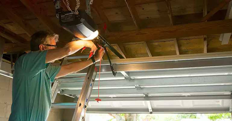 Chamberlain Garage Door Repair in University, FL