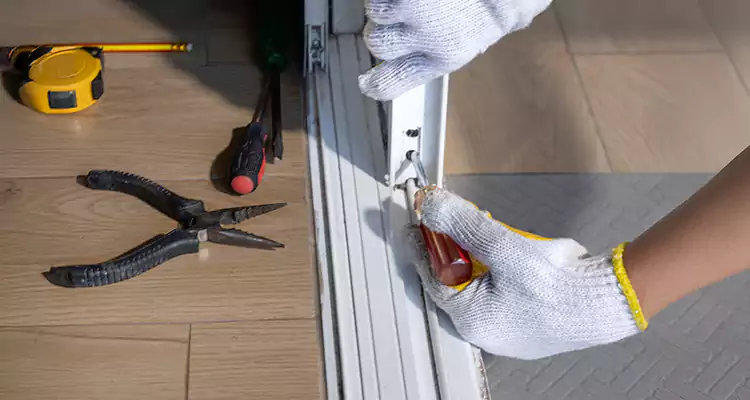 Closet Sliding Door Track Repair in University, FL