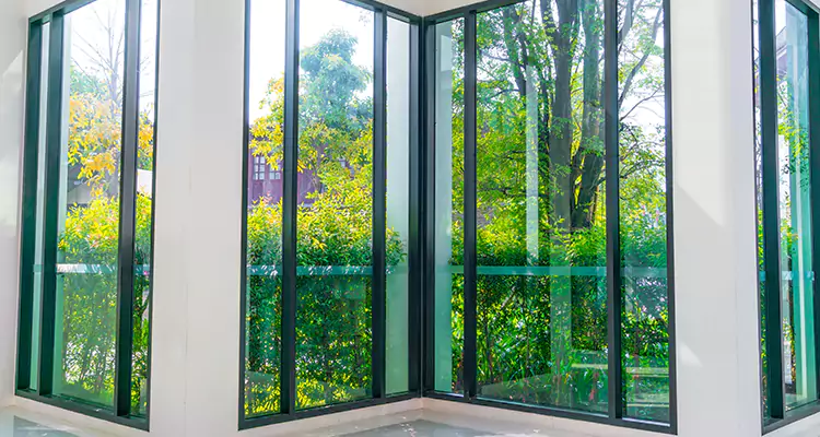 Folding Glass Balcony Door Repair in University, FL